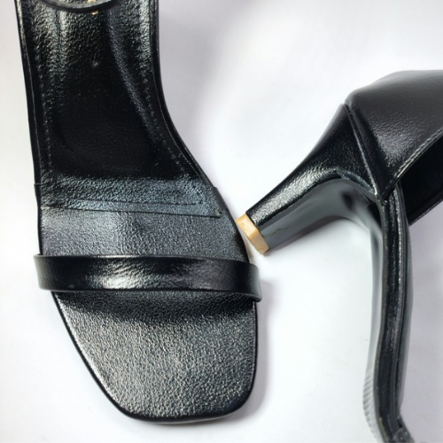BLACK HEEL SANDALS